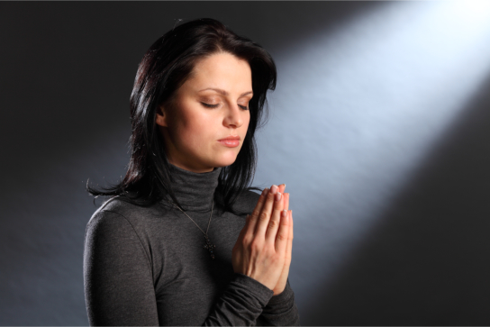 woman praying